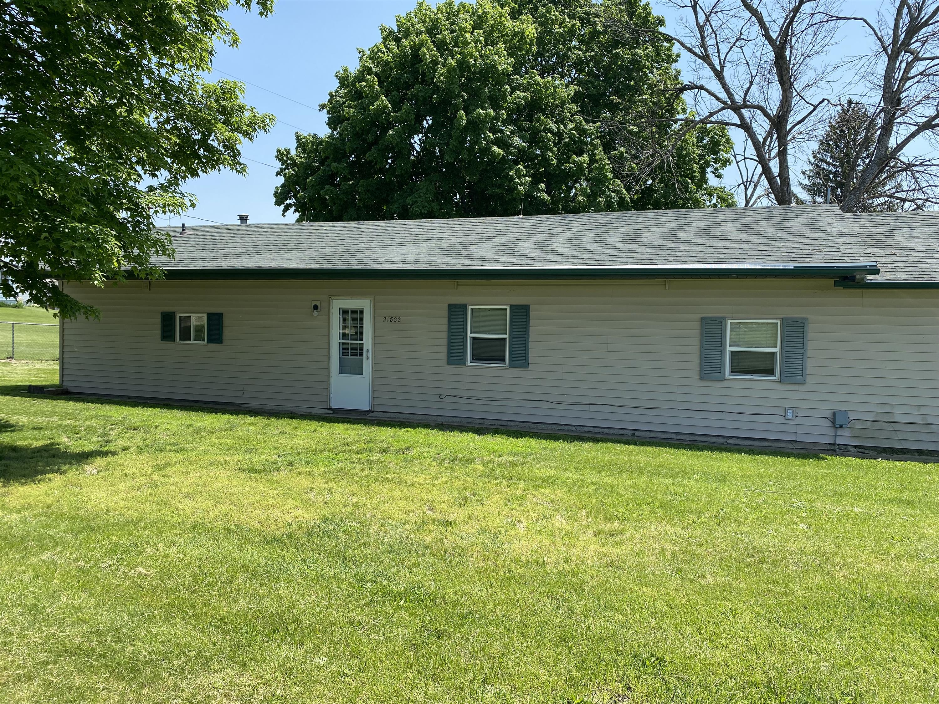 21822 Business Hwy 151