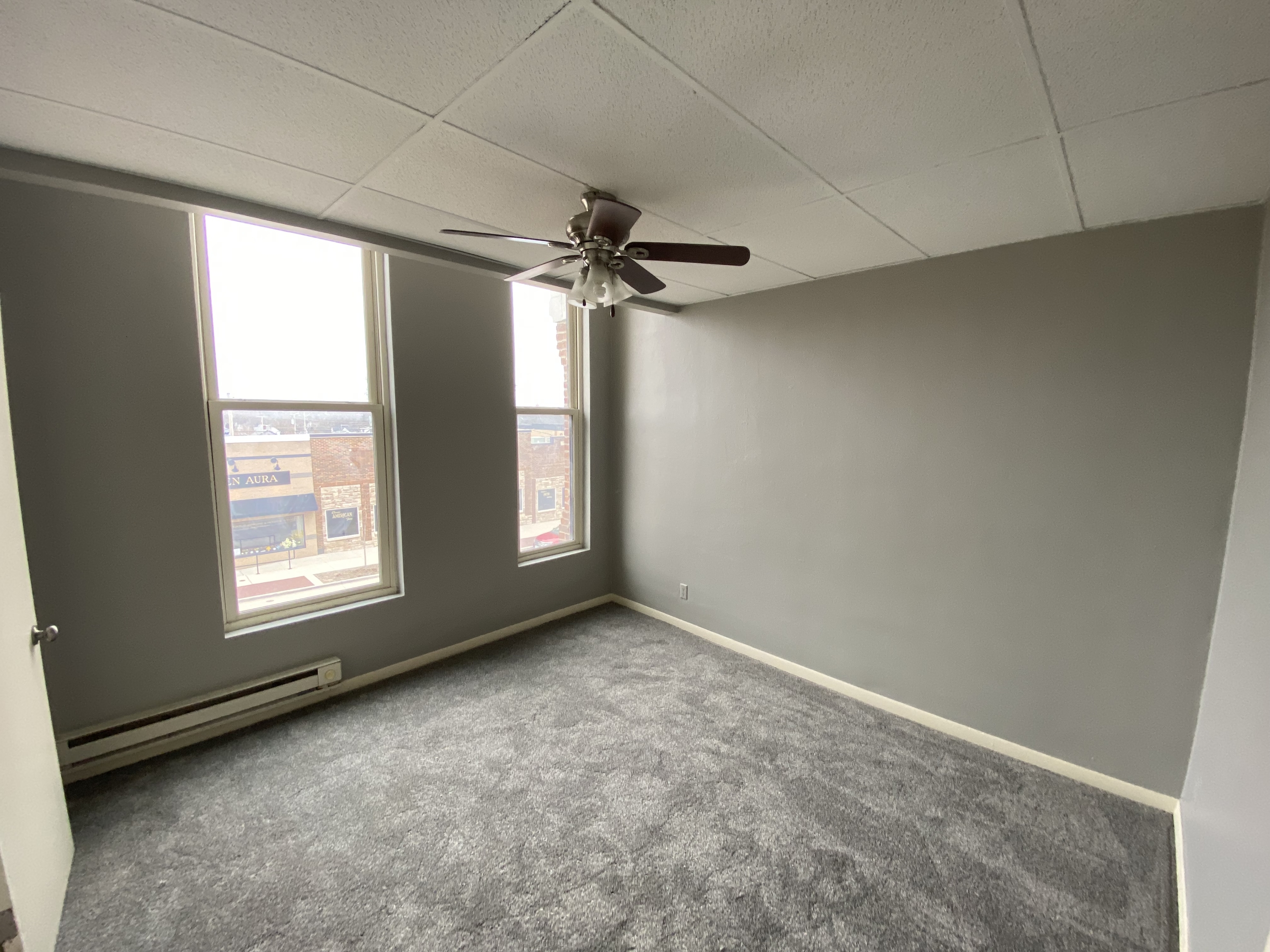 1018 1/2 7th Ave - 2